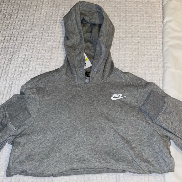 Womens Nike Gray Hoodie Size Small BNWT - Picture 2 of 4